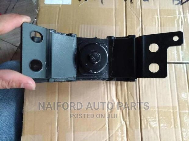 Ford Ranger Transmission Mounting - thumbnail 2