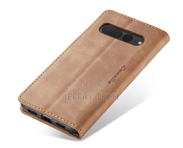 Google Pixel 7 Pro Retro Flip Leather Wallet Case Brown - thumbnail 3