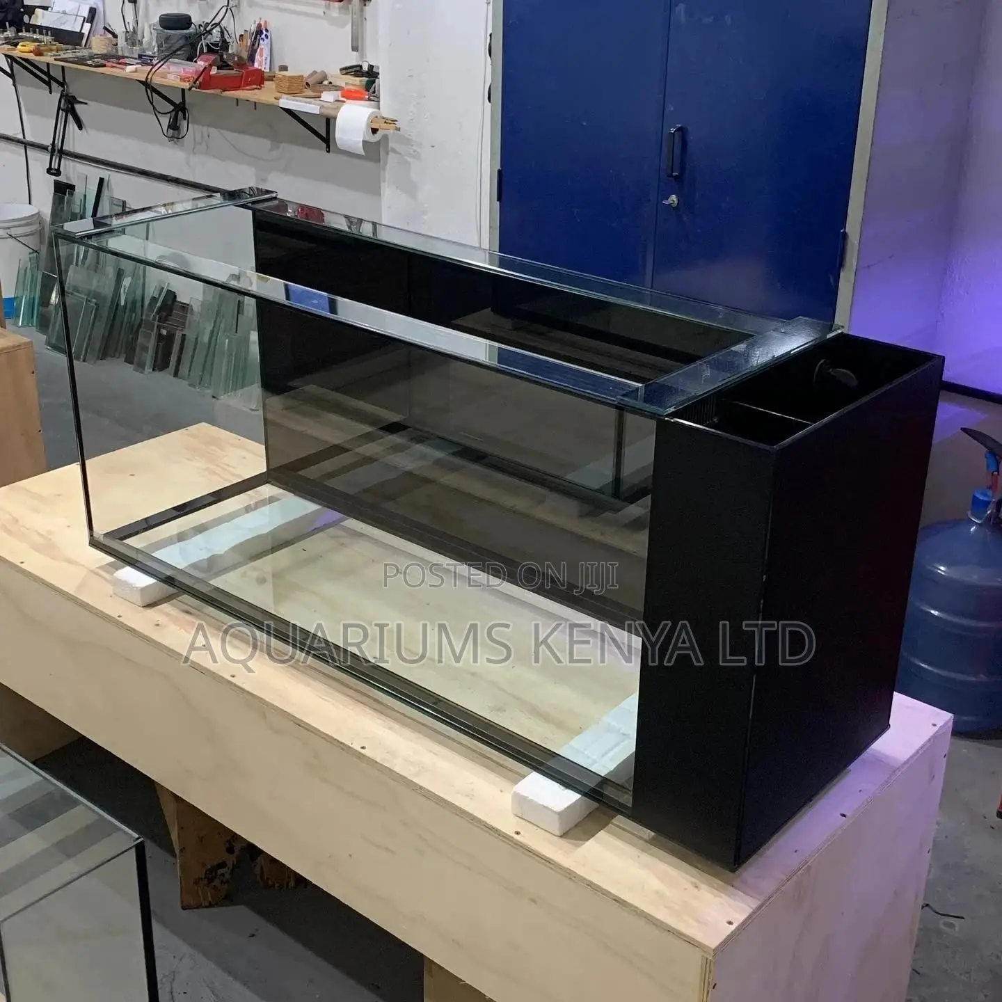 Aquarium With Internal Sump Tank