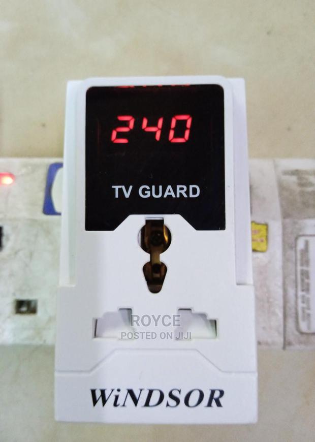 Windsor TV Guard-13a - thumbnail 3