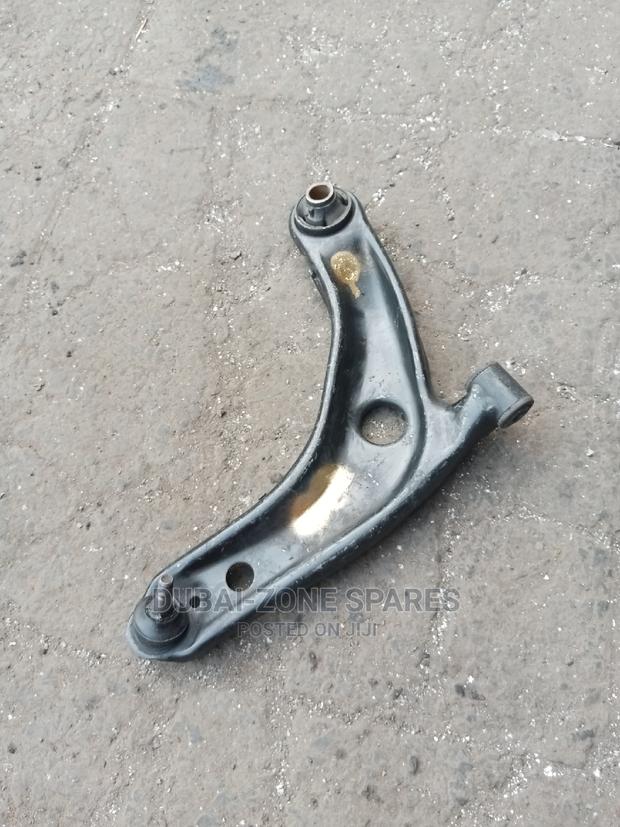 Front Arms Belta, Ractis,Vitz, - main view