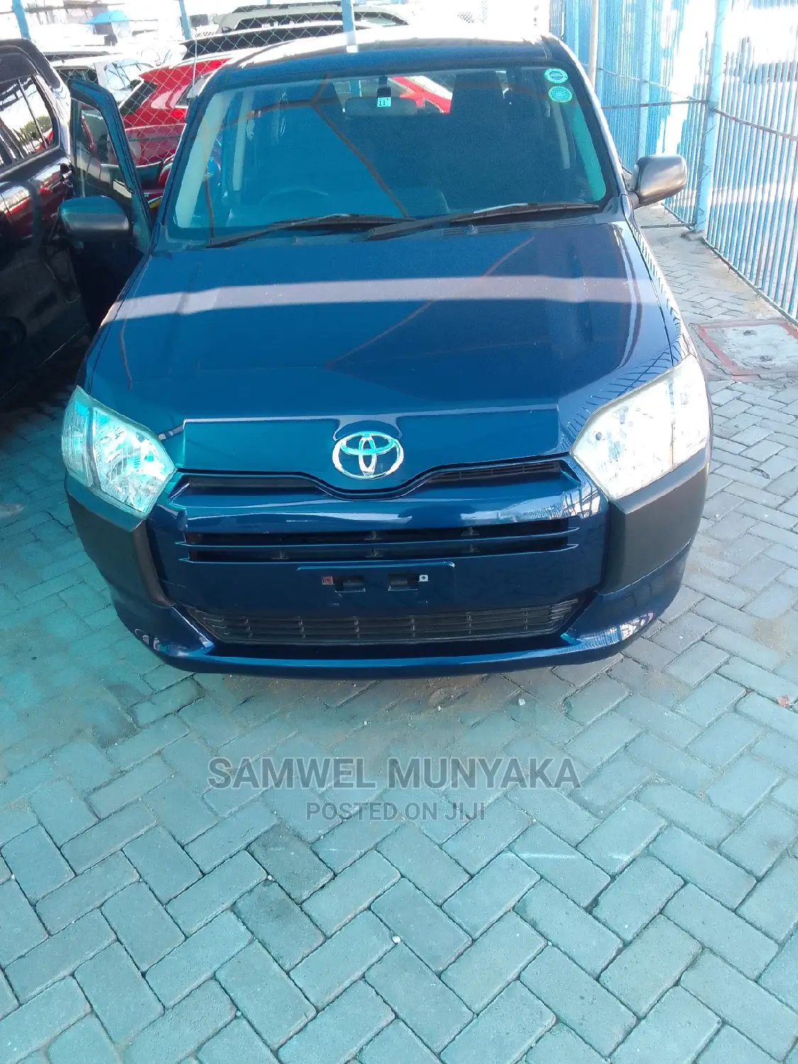 Toyota Probox 1.3 DX 2WD 2015 Black