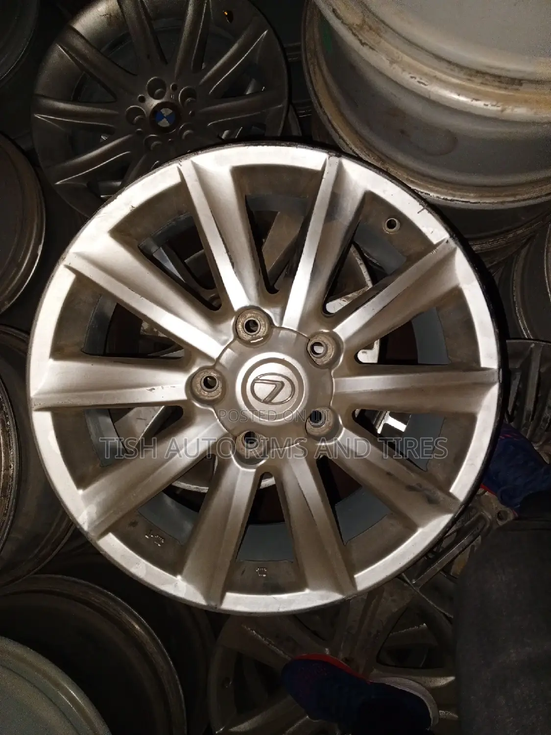 Ex Japan Lexus LX 570, Landcruser V8 Size 20 Inch Rims Set