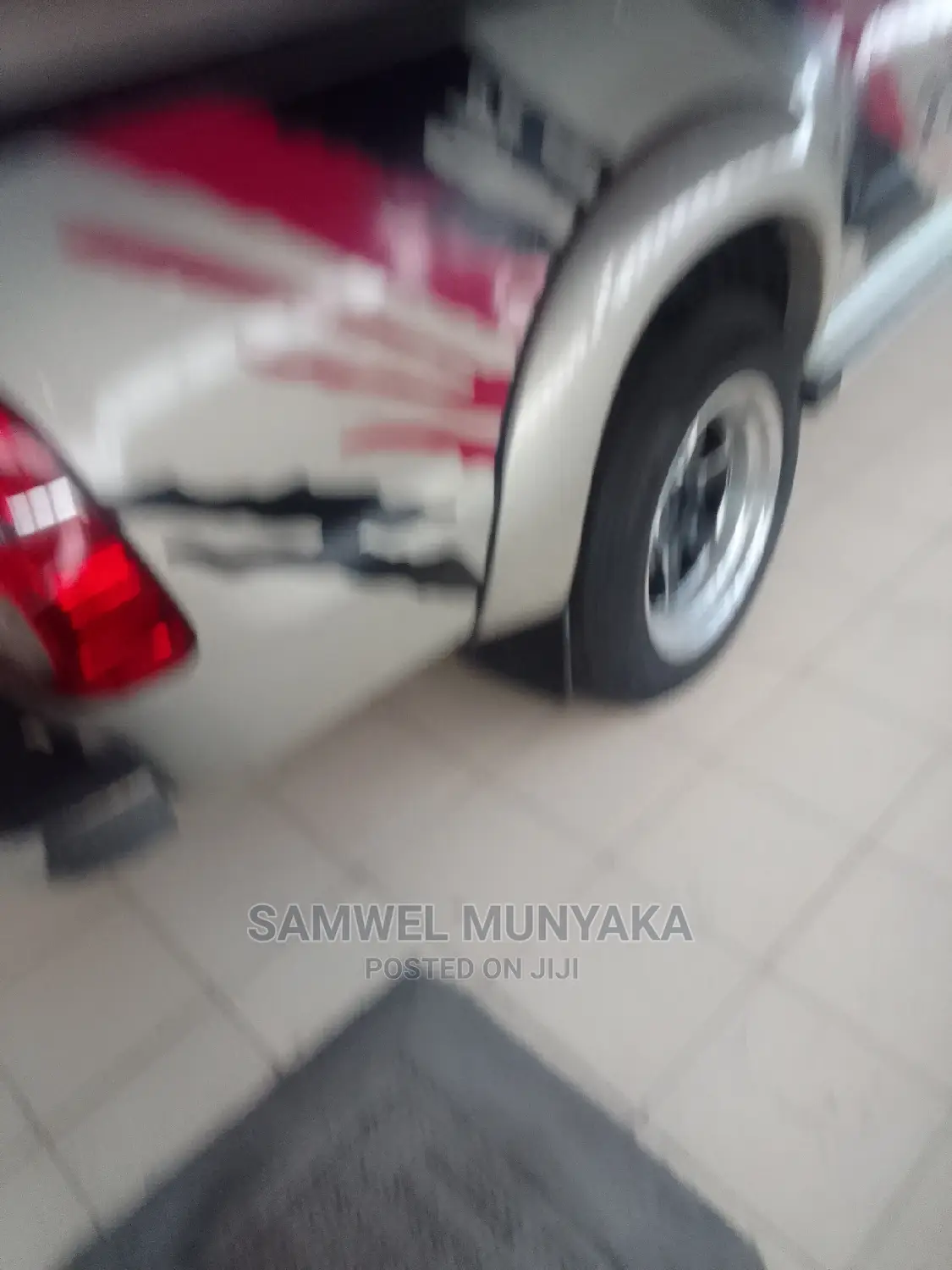 Toyota Hilux SR 4x4 2015 Gray