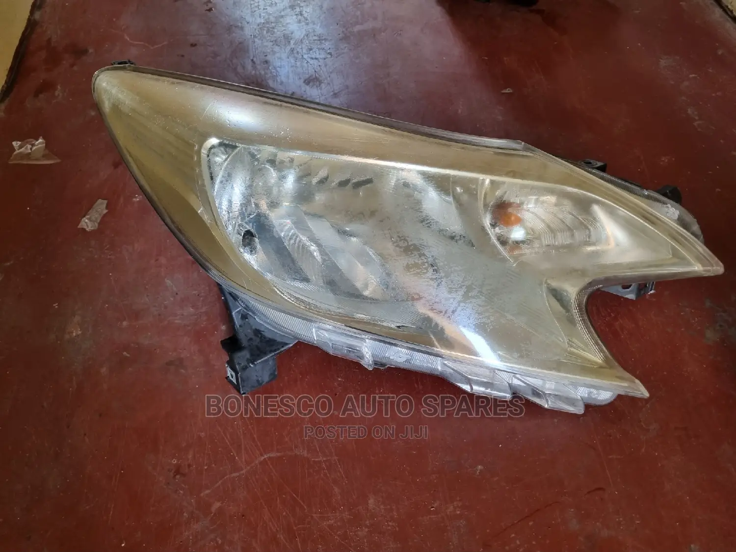 Nissan Note 2012 -2013 Nonxenon Headlights Assembly