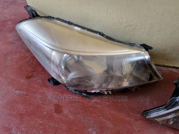 Toyota Yaris 2010-2013 Nonxenon Headlights Assembly