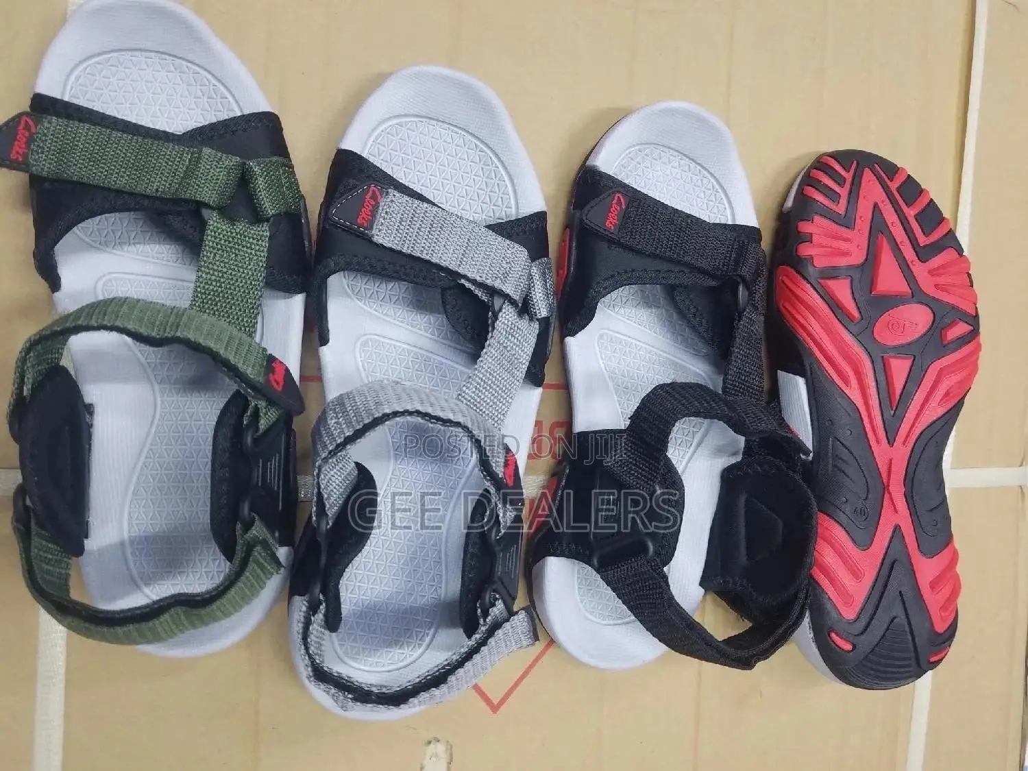 Clarks Men Open Shoes