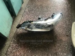 Toyota Fielder 165 Headlight Non Xenon