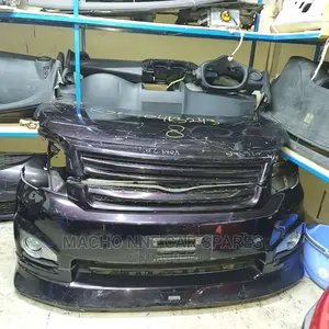 Toyota Voxy 2012 Sport Nosecut