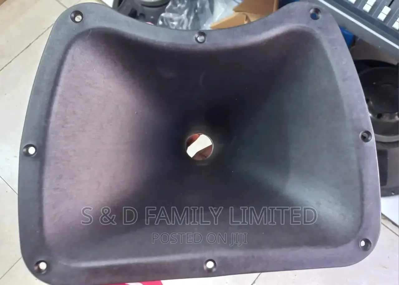 Oval Like Speaker Flair