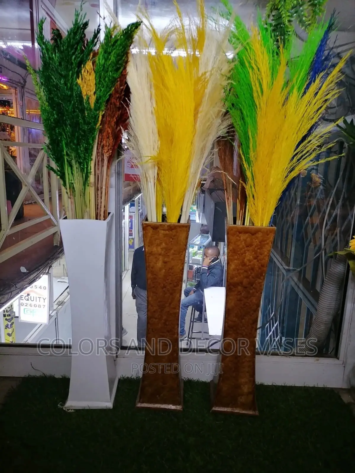 Pampas Grass With Vase