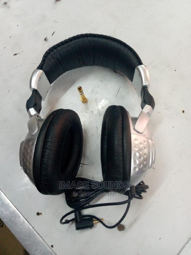 Headphones - thumbnail 2