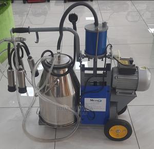 Single Cow Milking Machine - thumbnail 2