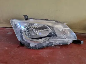 Toyota Fielder 2012-2014 Nonxenon Headlight Assembly