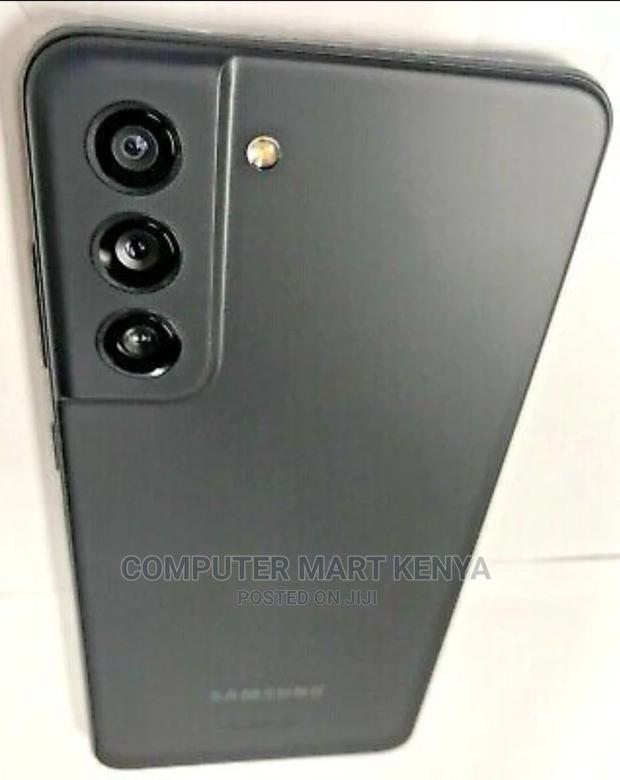 New Samsung Galaxy S21 FE 256 GB - thumbnail 3