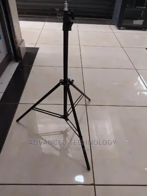 Multipurpose Light Stand 2.1m