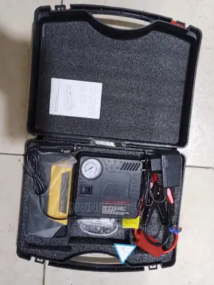 New High Capacity 4in 1 Potable Jumpstarter Kit.