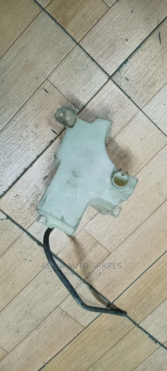 Reserve Bottle Nissan Tiana