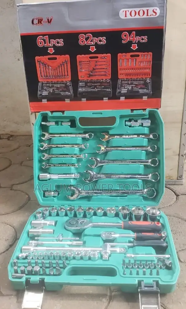 Socket Set 82 Pieces