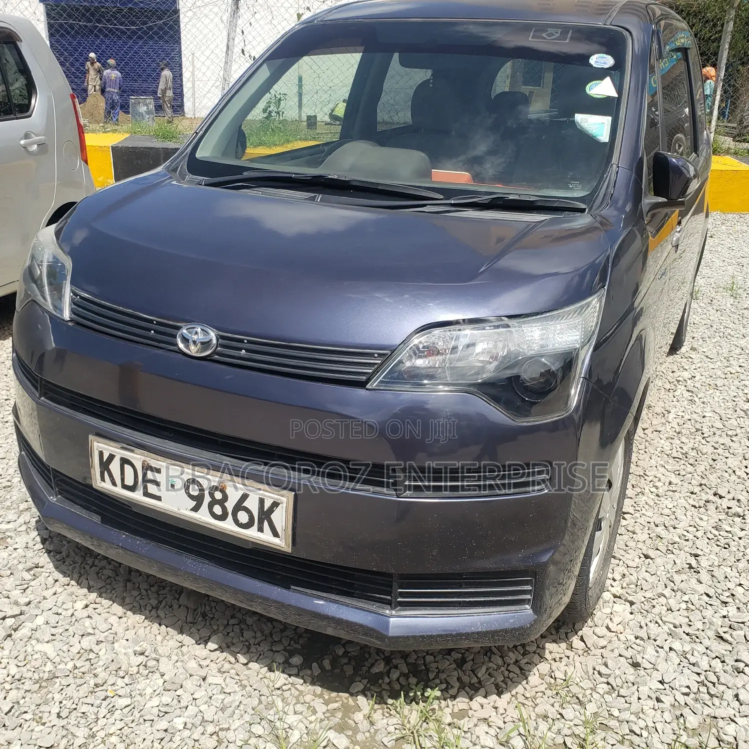 Toyota Spade 1.5 2014 Purple