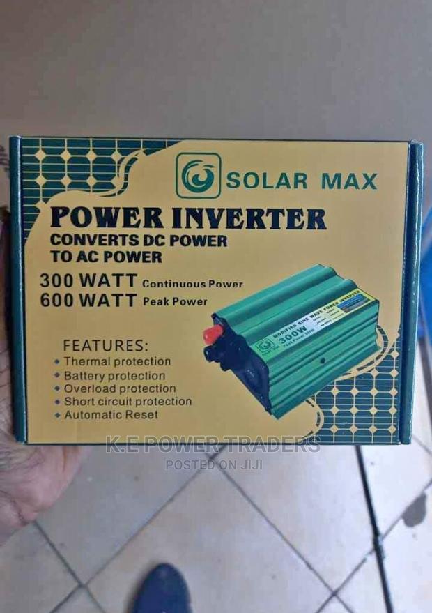 DC to AC Solar Power Inverter - main view
