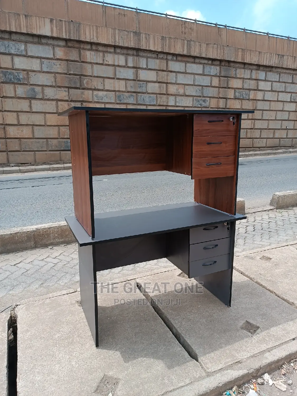 Office Desk
