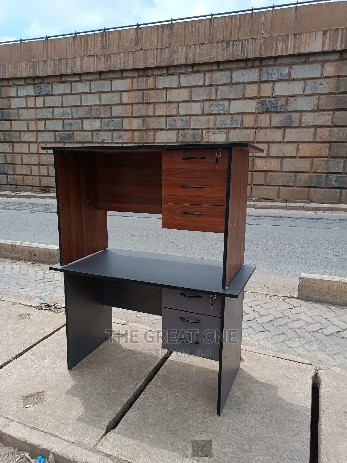 Office Desk