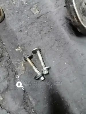 Toyota Hiace 7l Arm Kemba Bolt (Misumari)
