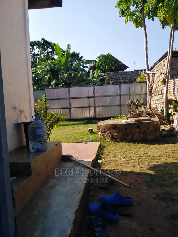 5bdrm House in Mtwapa Beach, Kilifi Town for Sale