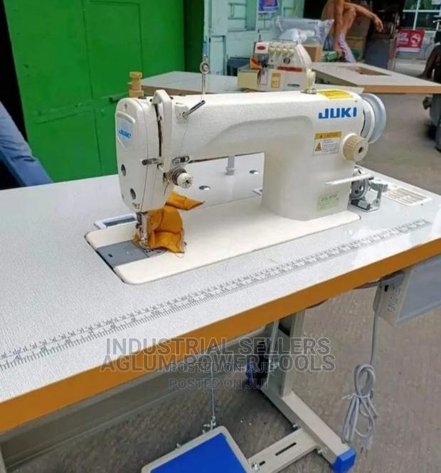 Commercial Juki DDL 8700 Sewing Machine