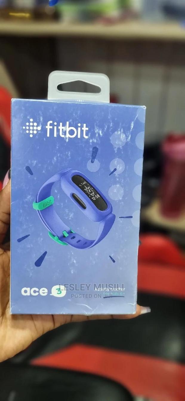 Fitbit Ace 3 for Kids (Blue) - thumbnail 3