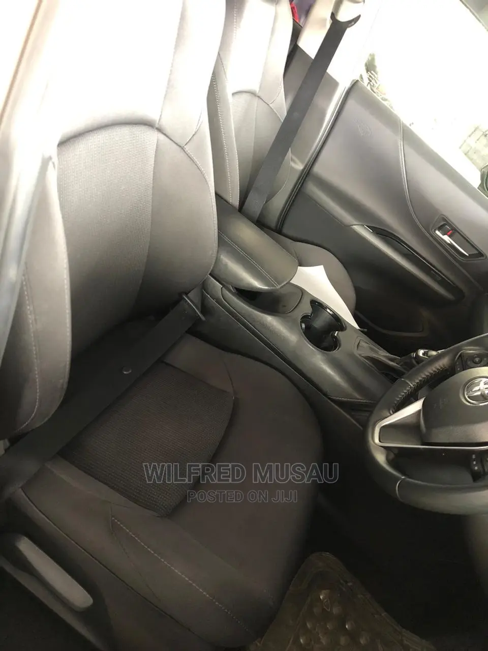 Toyota Harrier 2020 Gold