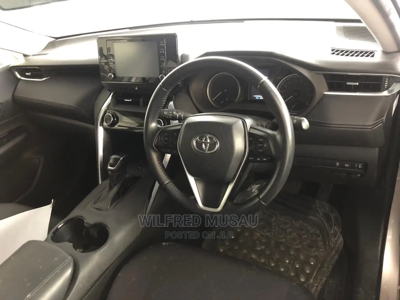 Toyota Harrier 2020 Gold