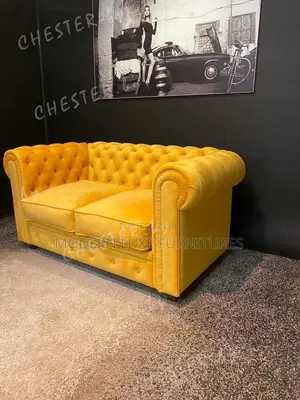 3 Seater Classic Chesterfield Sofa