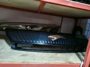 Harrier XU60 2015 Grill