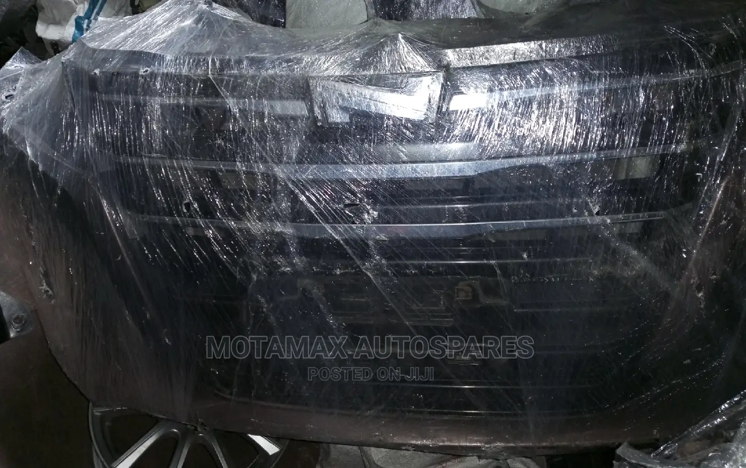 Toyota Noah ZRR80 Nosecut Assy.