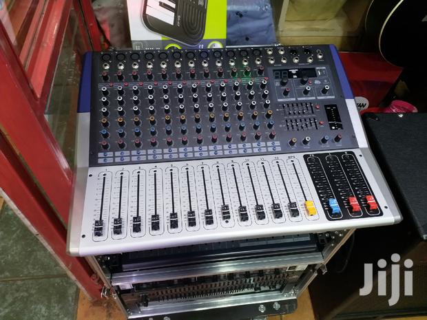 Powered Mixer 12 Channels - main view