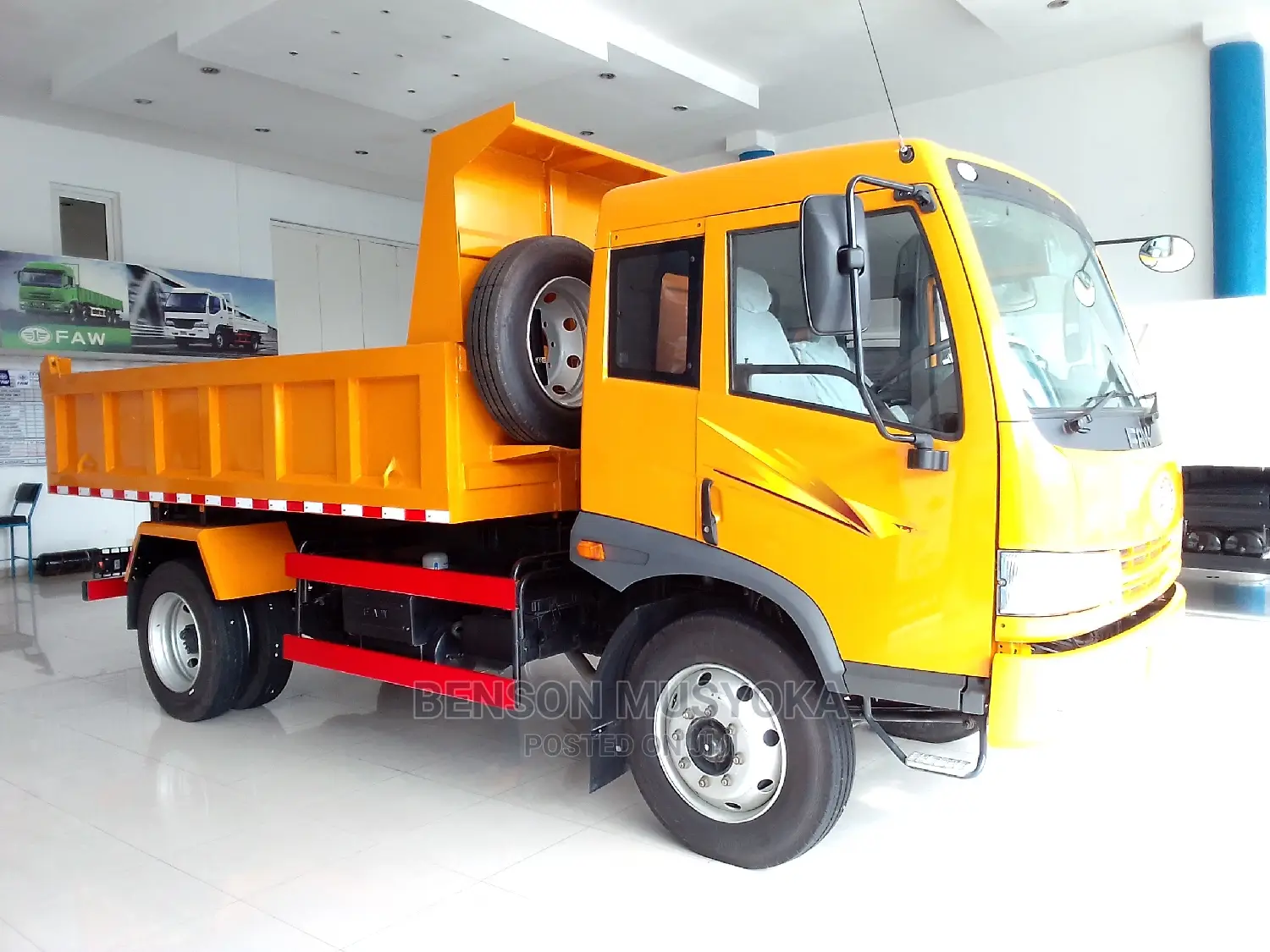 Medium Faw Tipper