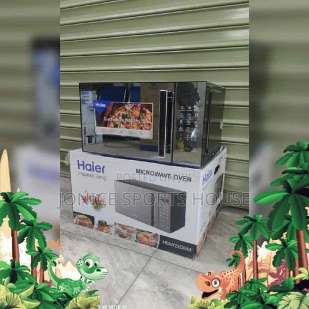Commercial Microwave Oven