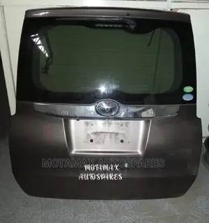 Toyota Noah New Shape ZRR80 Boot