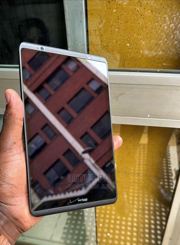 Verizon Ellipsis 8 32 GB Black