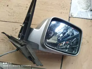 Nissan Xtrail T30 Side Mirror