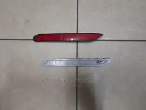 Rear Universal Reflector