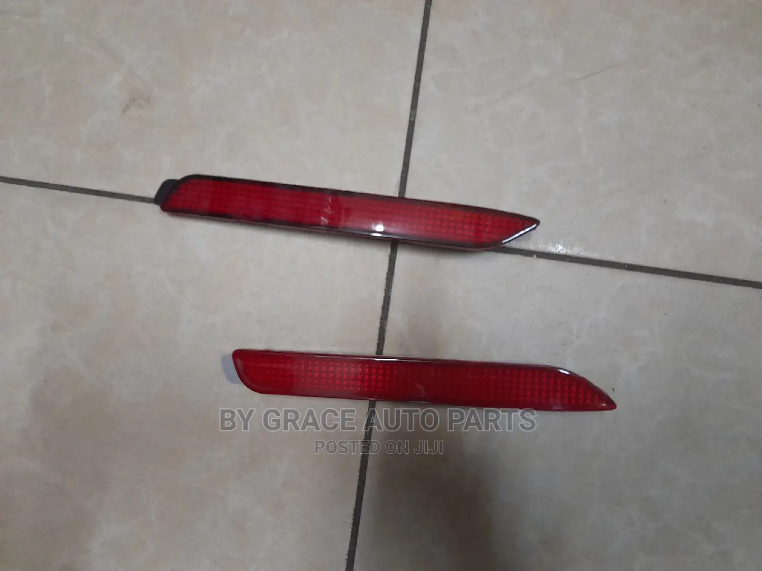 Rear Universal Reflector