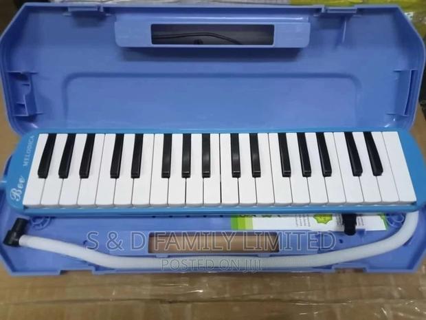 32 Keys Melodica - main view