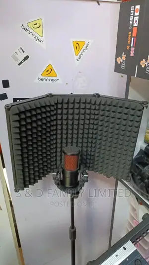 3 Panel Studio Isolation Booth