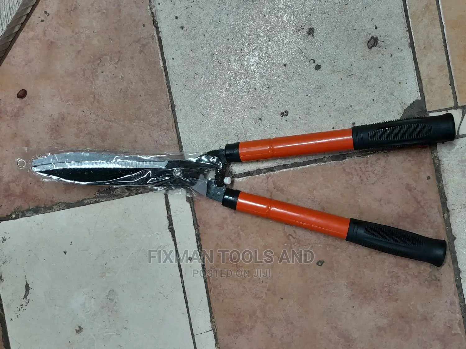 Adjustable Hedge Shears Set
