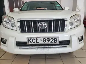 Toyota Land Cruiser Prado 2010 Pearl