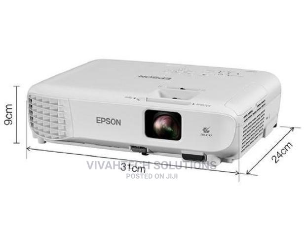 Epson Eb W06 Projector Epson Eb-W06 ^° - main view