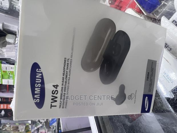 New Samsung Earbuds TWS 4 - thumbnail 3